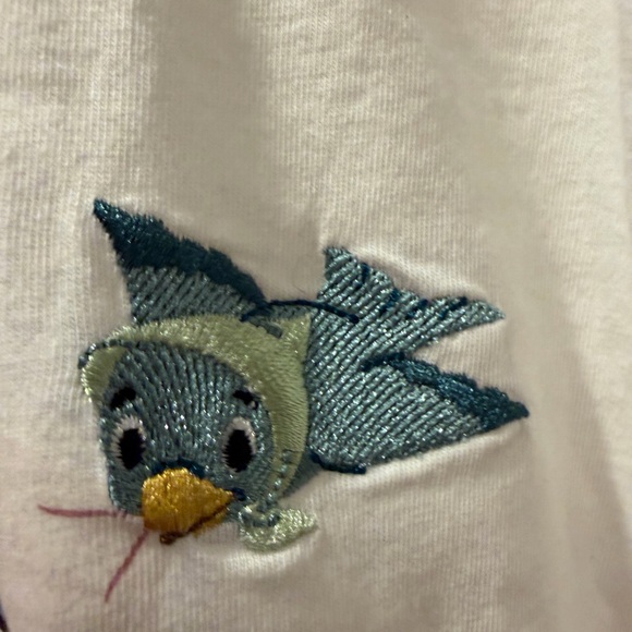 Disney parks Cinderella 75th anniversary white t-shirt xl EUC - Picture 4 of 8